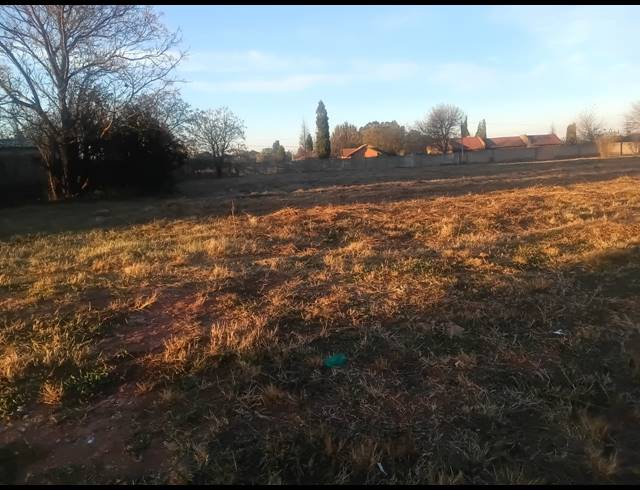 2,032M² VACANT LAND FOR SALE IN HENLEY ON KLIP